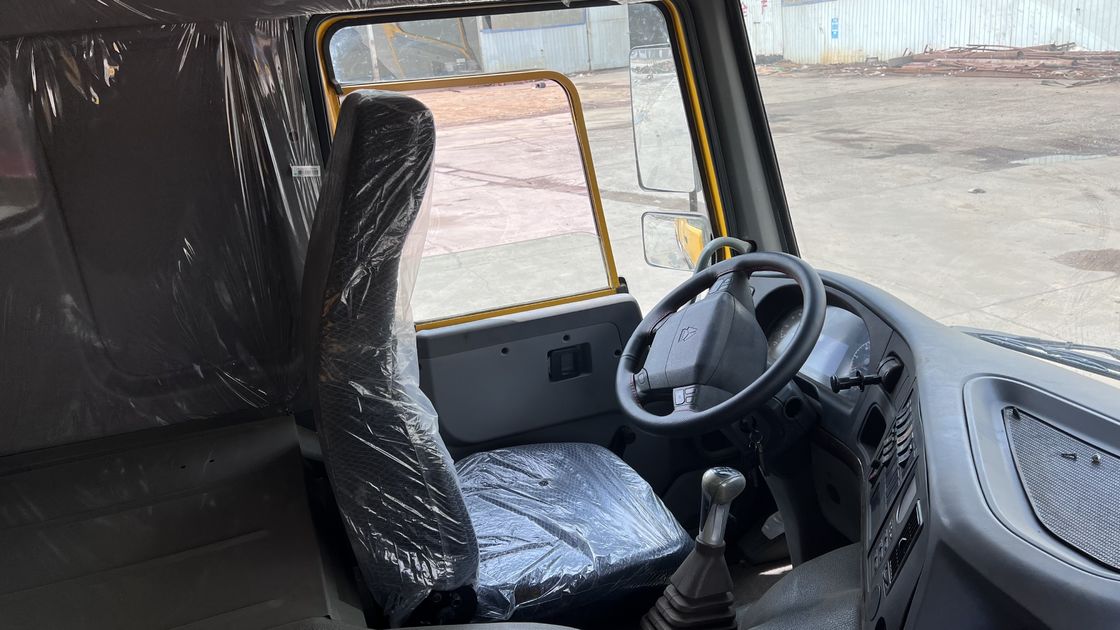 Χρησιμοποιούμενο Sinotruck Howo 40 τόνων 10 τροχών φορτηγό βυθότρυψης για μεταφορά ορυχείων