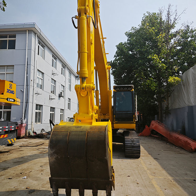 40 τόνων Komatsu PC 200 Εκσκαφέας Χρησιμοποιούμενος αρχικός εκσκαφέας με διάμετρο κυλίνδρου 125x150mm