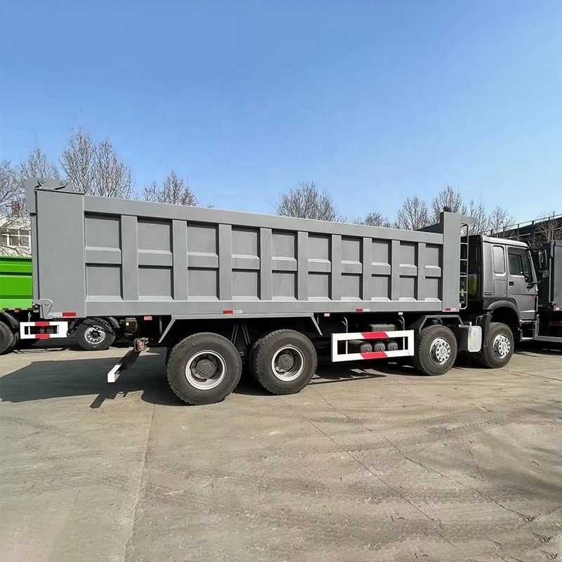 10 Προχωρητική μετατόπιση 2023 Sinotruk Howo 8x4 φορτηγό τύπας φορτηγό ντάμπινγκ με βαρύ κινητήρα