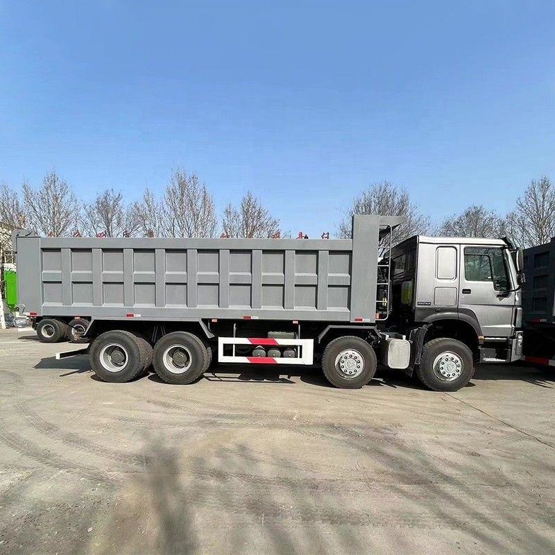 10 Προχωρητική μετατόπιση 2023 Sinotruk Howo 8x4 φορτηγό τύπας φορτηγό ντάμπινγκ με βαρύ κινητήρα