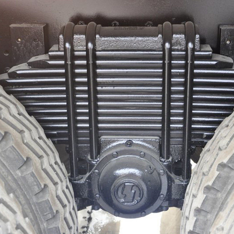 SINOTRUCK 6x4 Howo 380hp 30 τόνων 10 τροχούς Τροχονόβια Τροχονόβια Συμπεριλαμβανομένης οθόνης αφής