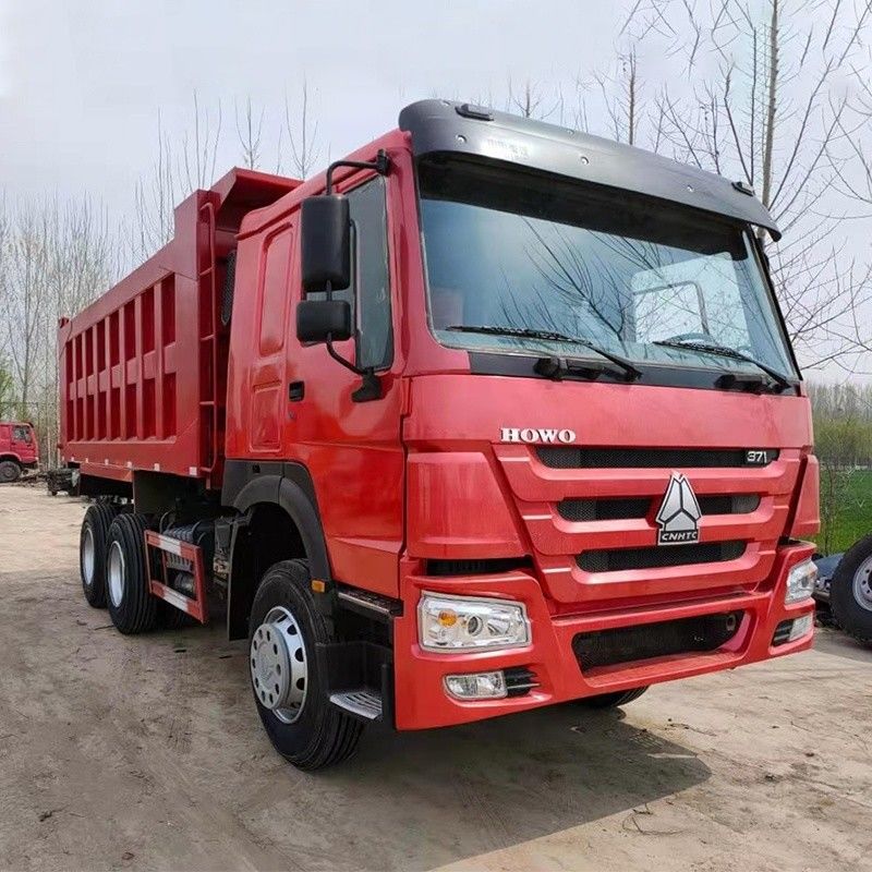 Κατασκευασμένο από την Sinotruk Howo 6x4 Dump Truck με 2 αριθμούς μετατροπής και 350Ltr δεξαμενή καυσίμου