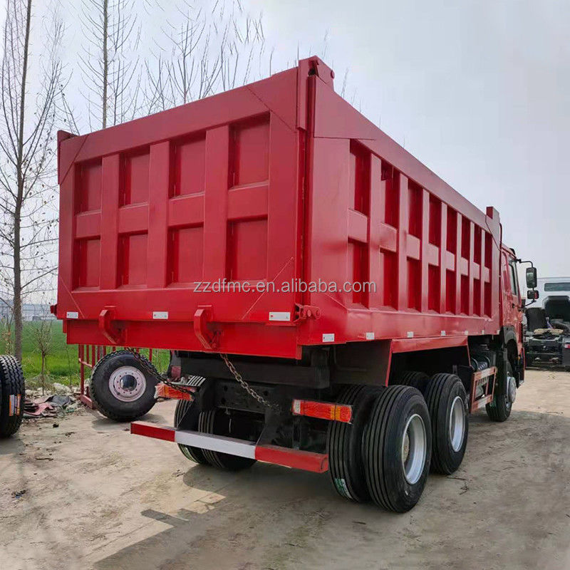 Κατασκευασμένο από την Sinotruk Howo 6x4 Dump Truck με 2 αριθμούς μετατροπής και 350Ltr δεξαμενή καυσίμου