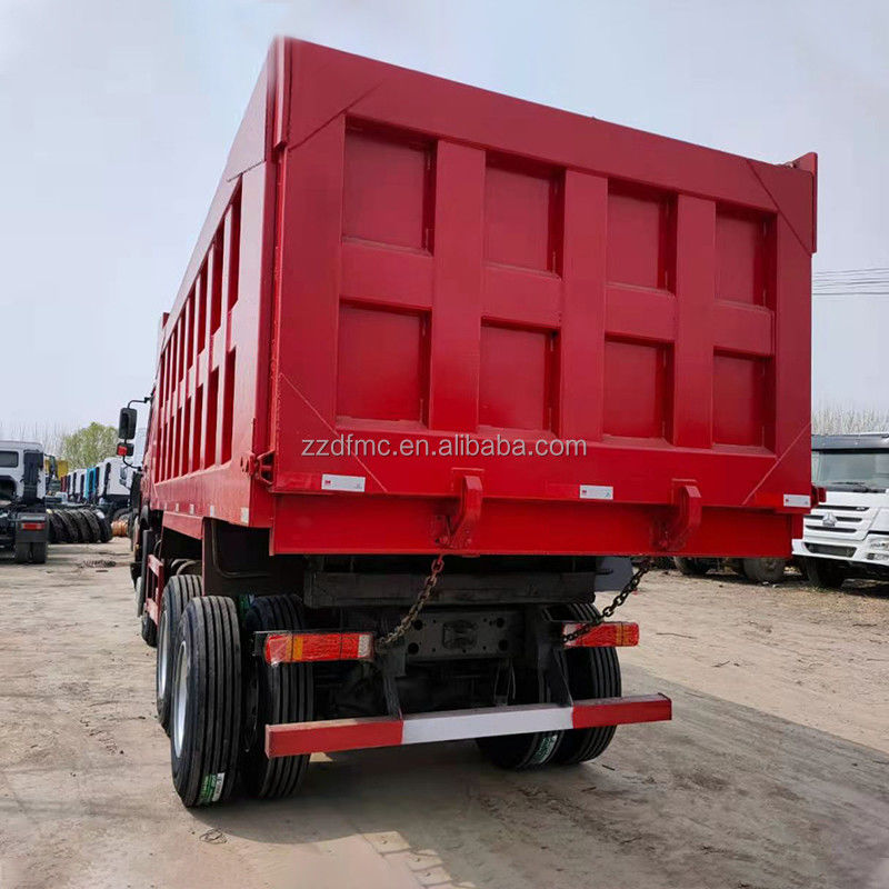 Κατασκευασμένο από την Sinotruk Howo 6x4 Dump Truck με 2 αριθμούς μετατροπής και 350Ltr δεξαμενή καυσίμου