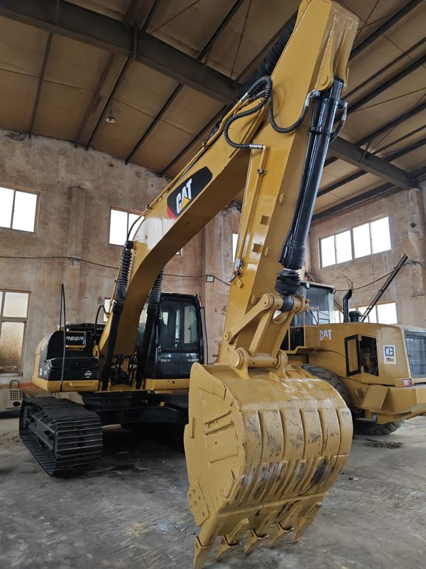 Χρησιμοποιούμενη σκάφουσα CAT 320d με απλή συντήρηση και ισχυρή απόδοση σε προσιτή τιμή