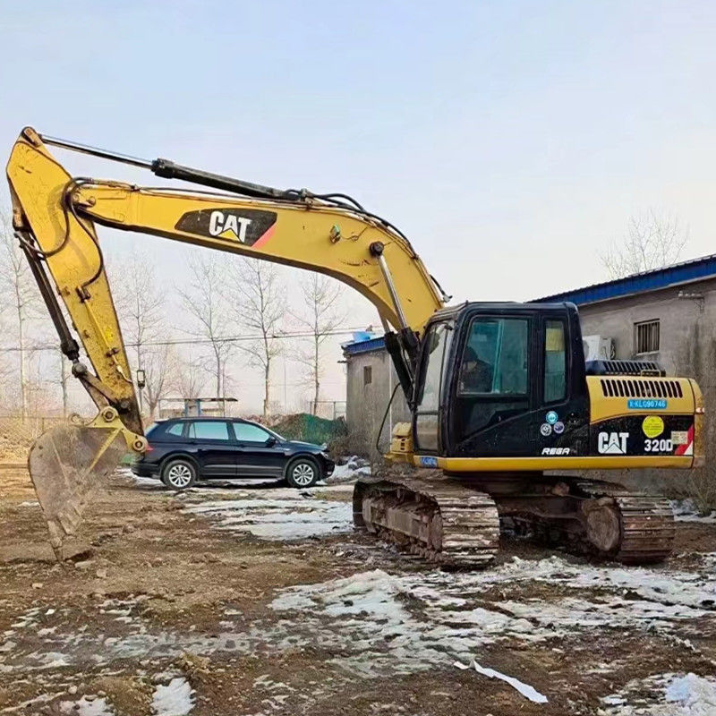 Χρησιμοποιούμενη εκσκαφέας Cat 320D2 με δεξαμενή καυσίμου 410L και 20 τόνους σε καλή κατάσταση