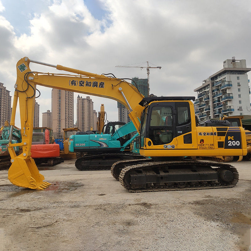 20 τόνων Komatsu PC 200 Ιαπωνία Χρησιμοποιούμενος εξορυκτής με και 3.1/4.2/5.5km/h Ταχύτητα πορείας