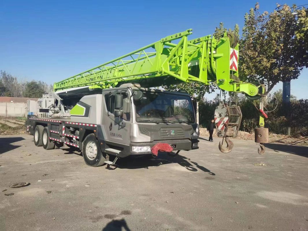 Καλό καραβάνι φορτηγών Zoomlion 25 τόνων με πράσινο σχεδιασμό και μέγιστη ταχύτητα λειτουργίας 80 km/h