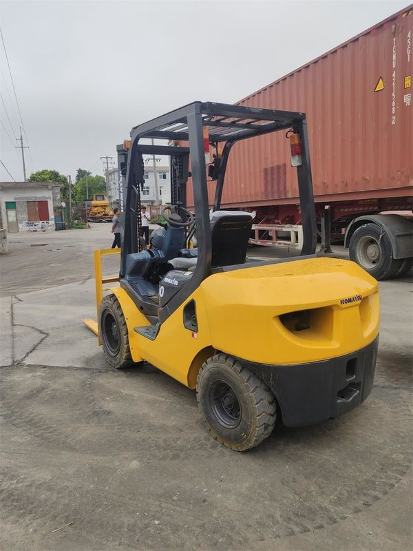 3 τόνων ανελκυστήρας για κατασκευές Ανυψωτική κινητήρα ισχύος 14,4 kw με μεγάλη έκπτωση