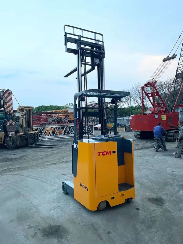 500 mm Απόσταση κέντρου φορτίου 1,5 τόνος ανελκυστήρας για ομαλό και ασφαλές χειρισμό υλικού