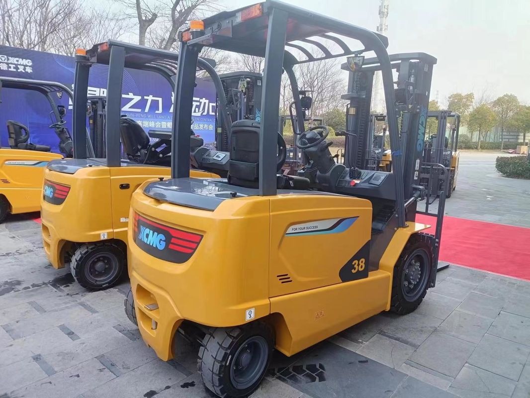 1070MM Μέγεθος πιρούνιου Πλήρως ηλεκτρικό πετρελαιοκίνητο ανελκυστήρα 3 τόνων για μεταφορά υλικών αποθήκης