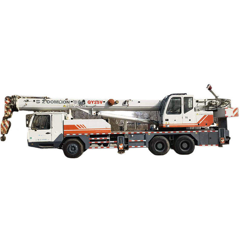 Λευκό 39m Super Crane Μηχανή 25 τόνων φορτηγό γερανό Zoomlion QY25V Χρησιμοποιημένο κινητό γερανό φορτηγό