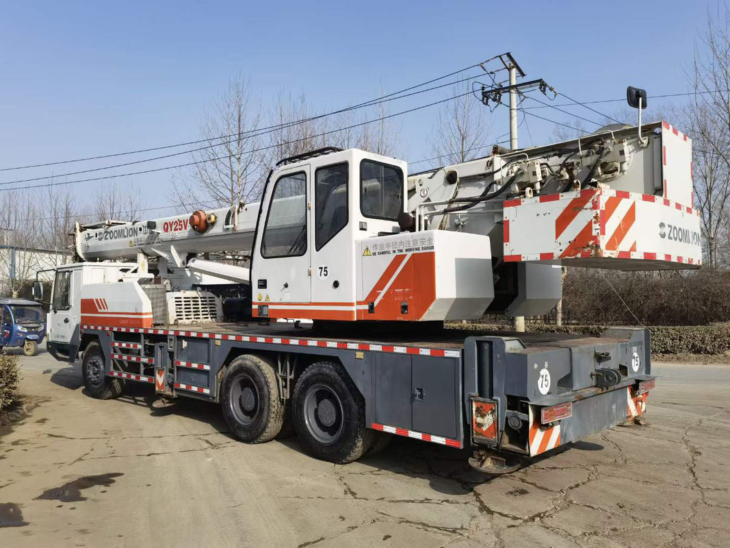Ζουμλίον QY25V 25t μεταχειρισμένο γερανό φορτηγού με υδραυλική αντλία σε άριστη κατάσταση λειτουργίας