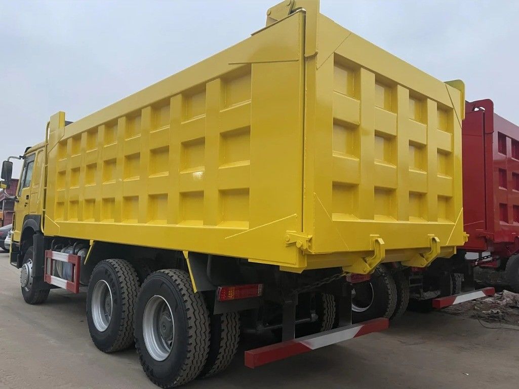 21-30Τ Χρησιμοποιούμενη χωρητικότητα HOWO 6x4 φορτηγό τύπας φορτηγό ντάμπινγκ για μεταφορές μηχανικών