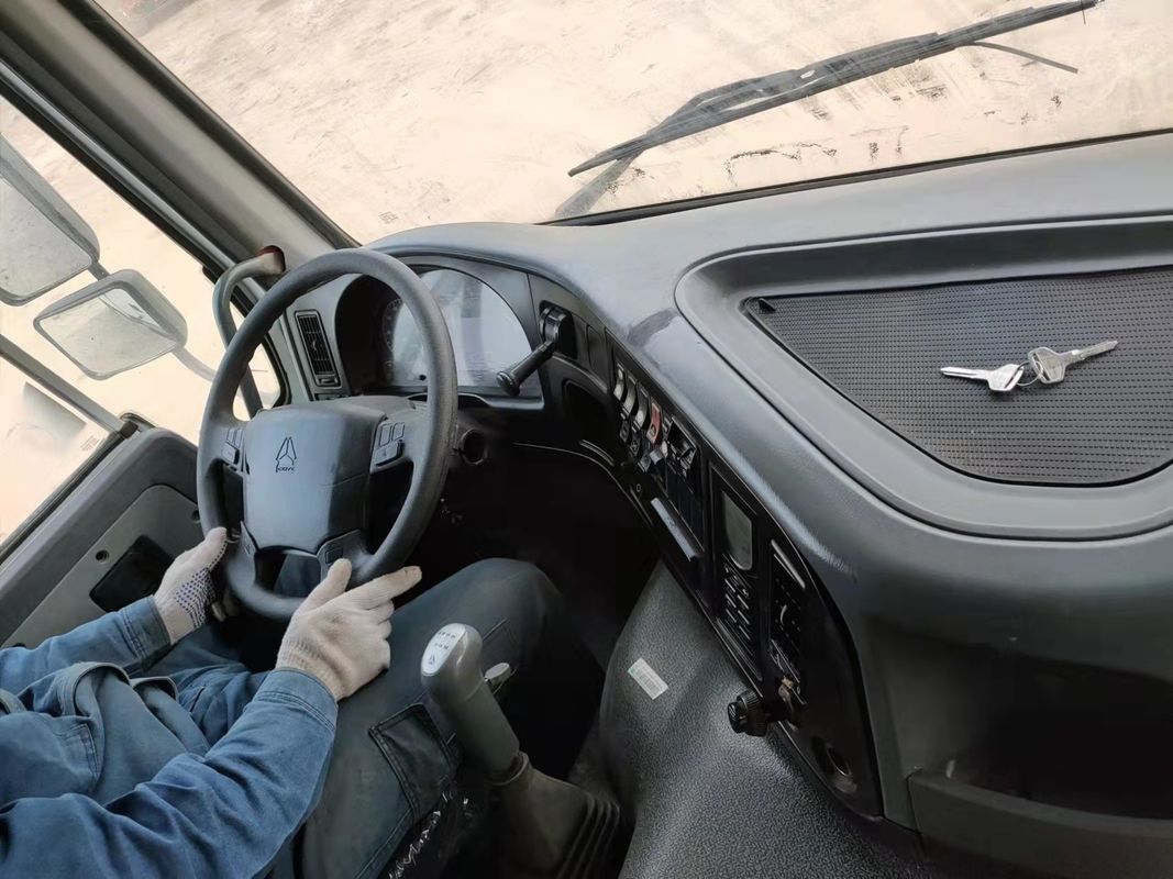 Euro 3 SINO TRUCK 12 Wheeler LHD 50tons 2ο χέρι 8x4 Χρησιμοποιημένο φορτηγό HOWO