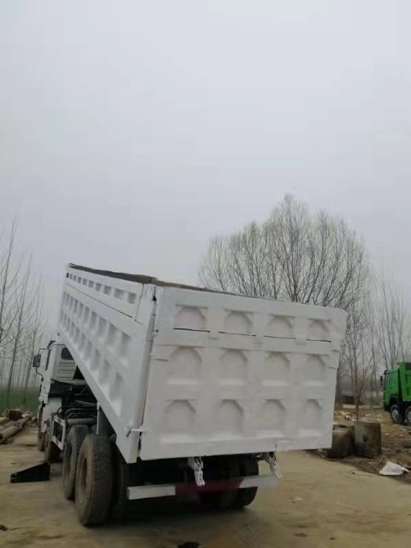 39000kg βάρος στο κατώφλι Shacman F3000 8x4 φορτηγό τύπερ φορτηγό ντάμπινγκ 6.2-8m μήκος δεξαμενής φορτίου