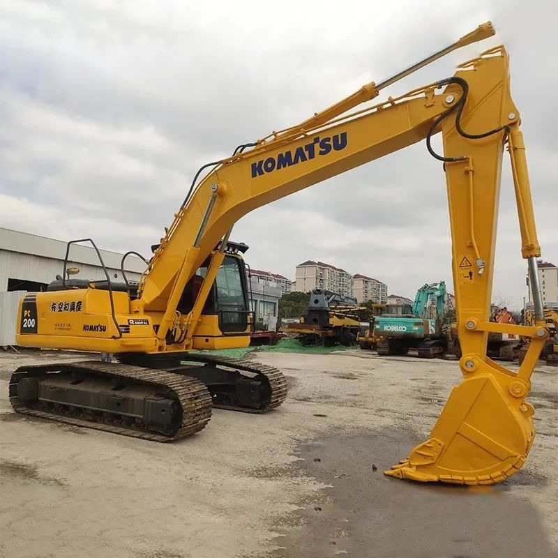 Μεταχειρισμένος εξορυκτής Komatsu PC200-8 σε αρχικό χρώμα με υδραυλικό κύλινδρο Άλλοι