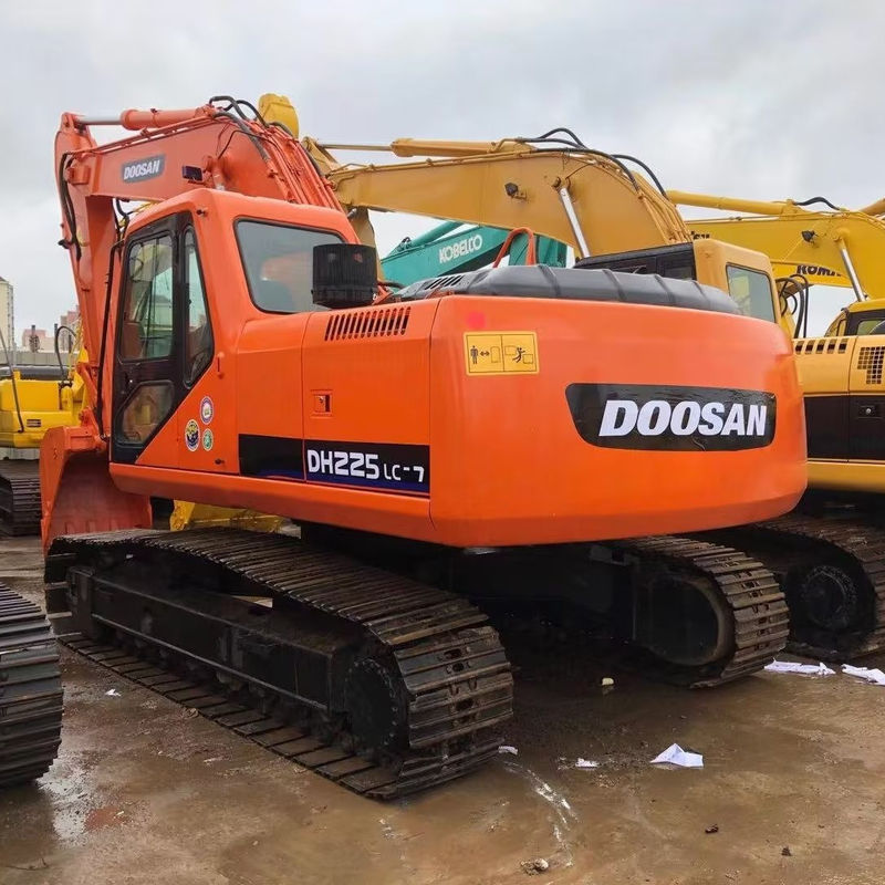 2001-4000 Εργασιακές ώρες Doosan DX225 Χρησιμοποιούμενος εξορυκτής με άλλο υδραυλικό βαλβίδα