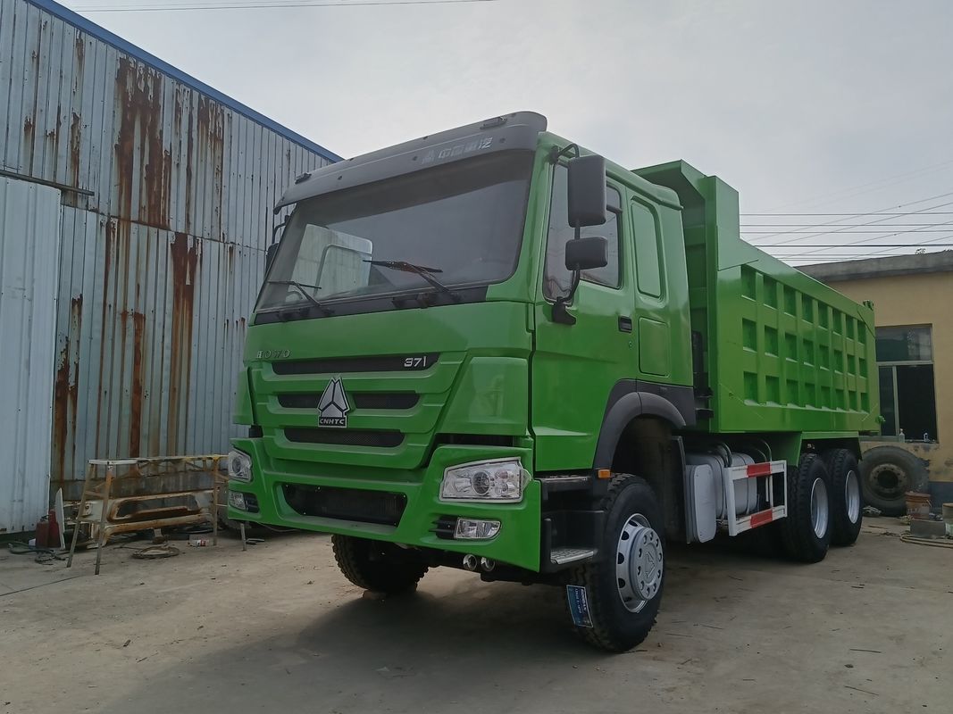 Χρησιμοποιούμενο Sinotruck 6x4 371hp 30tons Howo Tipper Dump Truck με χειροκίνητο σύστημα μετάδοσης