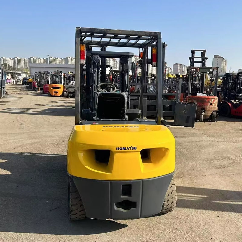 Αρχική FD30 Αρχική Ιαπωνία Komatsu Χρησιμοποιούμενο φορτηγό φορτιστή με πλάτος πιρούνι 150mm