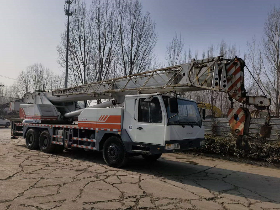 Μέγιστο ύψος ανύψωσης 42,3M Zoomlion QY25 κινητό γερανό φορτηγού μεταχειρισμένο γερανό 25 τόνων