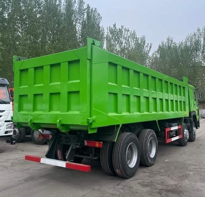 371 HP/336HP/420HP Χρησιμοποιούμενο Howo Dump Truck 8x4 Τρακ με χειροκίνητο κιβώτιο