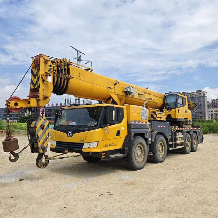 2 στροφές ανά λεπτό Ταχύτητα περιστροφής XCT130 130 τόνων γερανό φορτηγού τηλεσκοπικό βραχίονα χρησιμοποιημένα γερανά φορτηγού