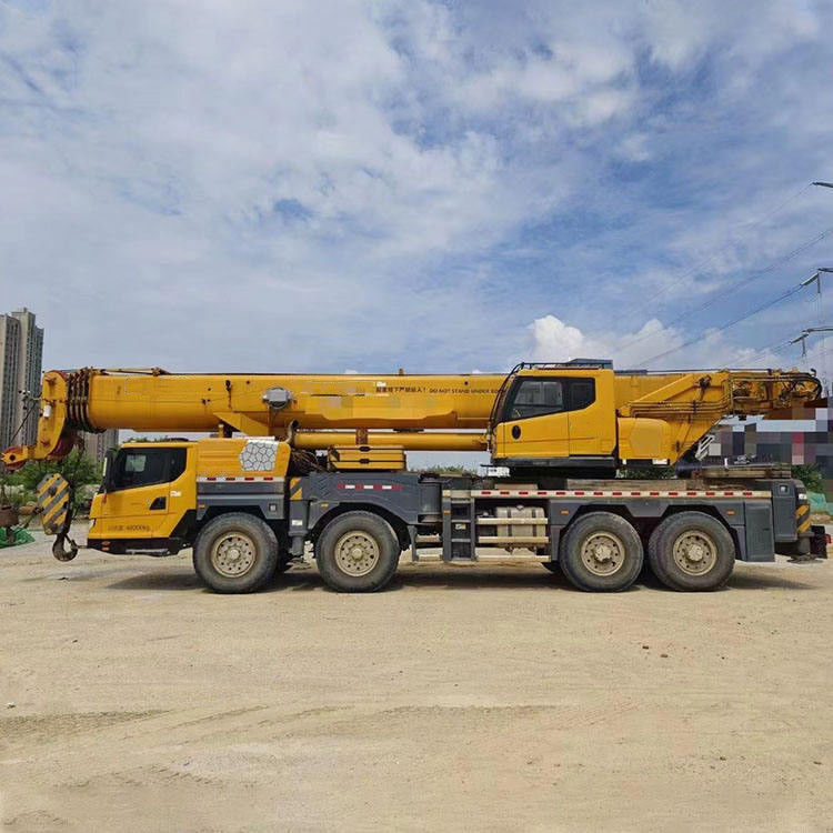 2 στροφές ανά λεπτό Ταχύτητα περιστροφής XCT130 130 τόνων γερανό φορτηγού τηλεσκοπικό βραχίονα χρησιμοποιημένα γερανά φορτηγού
