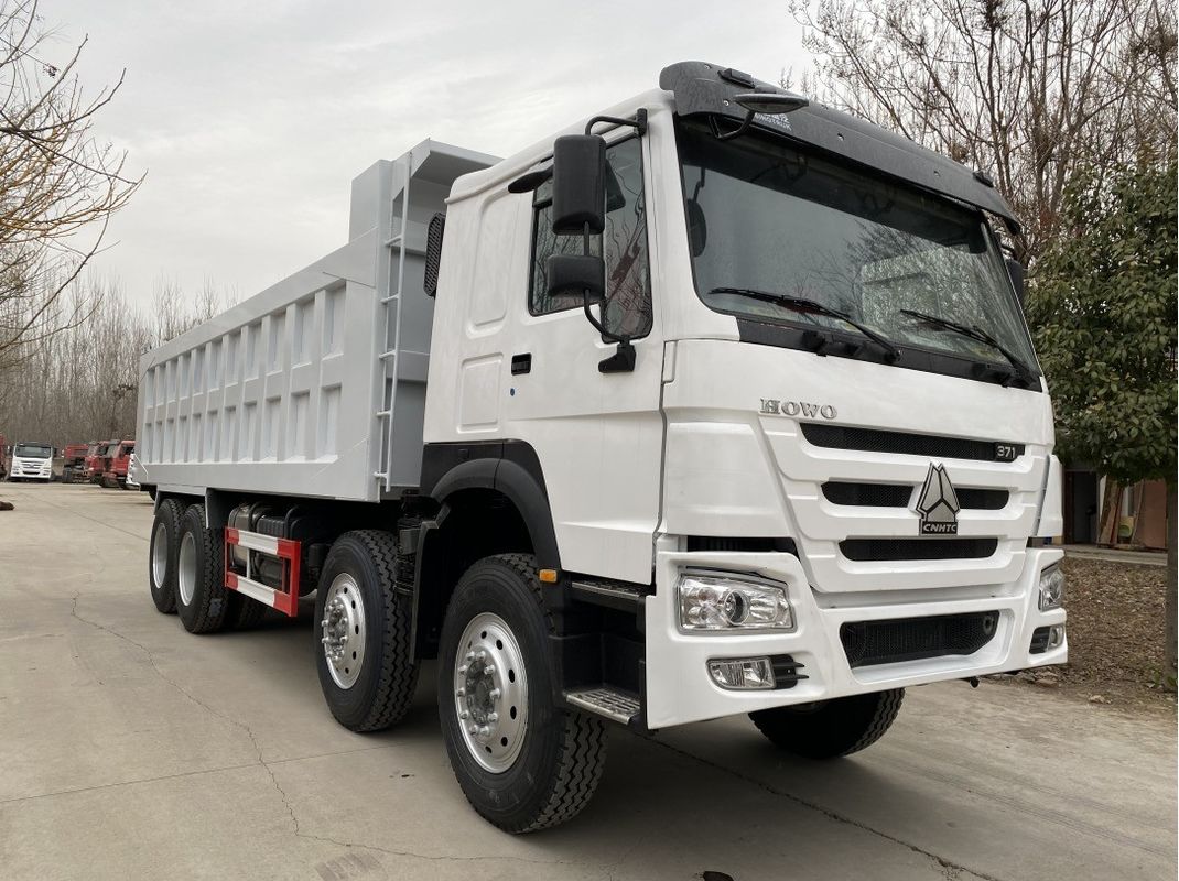 Πλήρως ανακαινισμένο φορτηγό 371HP 8X4 HOWO με μήκος δεξαμενής φορτίου 6,2-8m και ABS