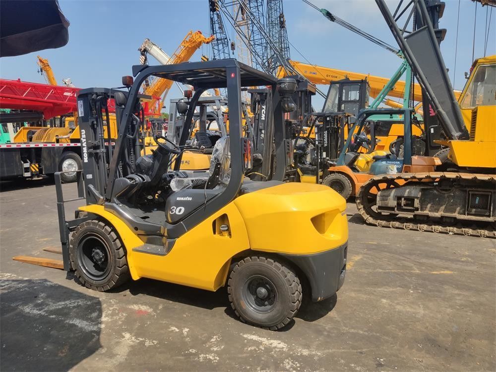 Πιο δημοφιλές 3 τόνων Komatsu φορτηγό χρησιμοποιημένο πετρελαιοκίνητο αυτόματο συμπλέκτη για εργοστάσιο παραγωγής