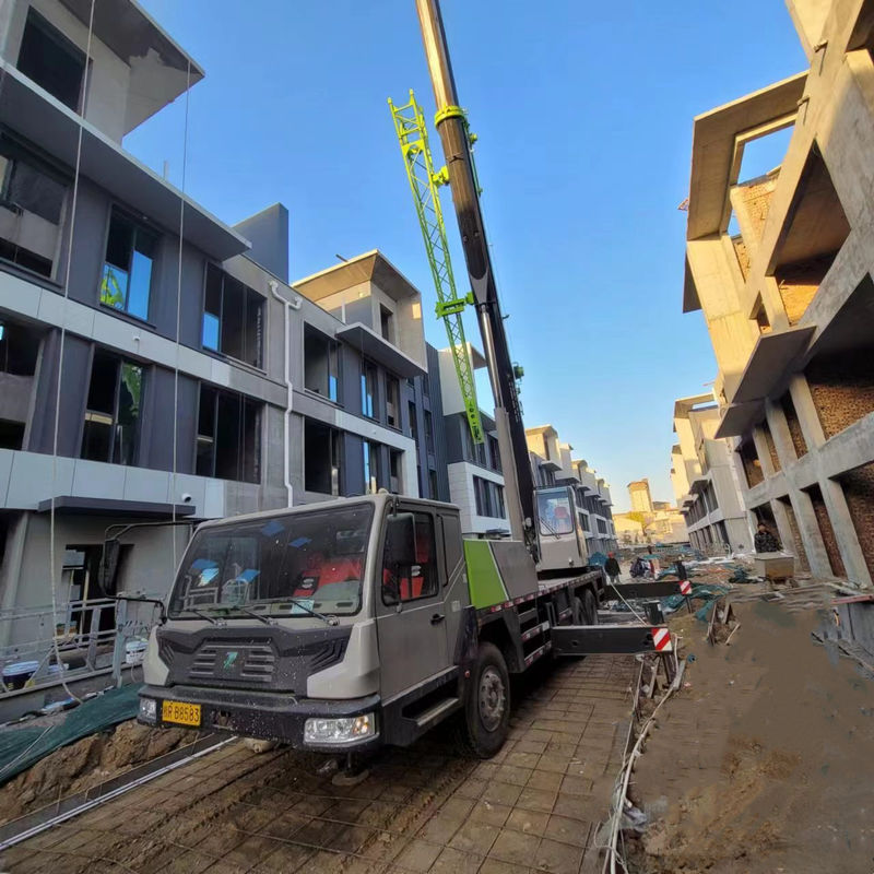 2019 Εμπόριο 25 τόνων Χρησιμοποιούμενο Zoomlion 38m τηλεσκοπικός γερανό φορτηγό γερανό για την κατασκευή σας