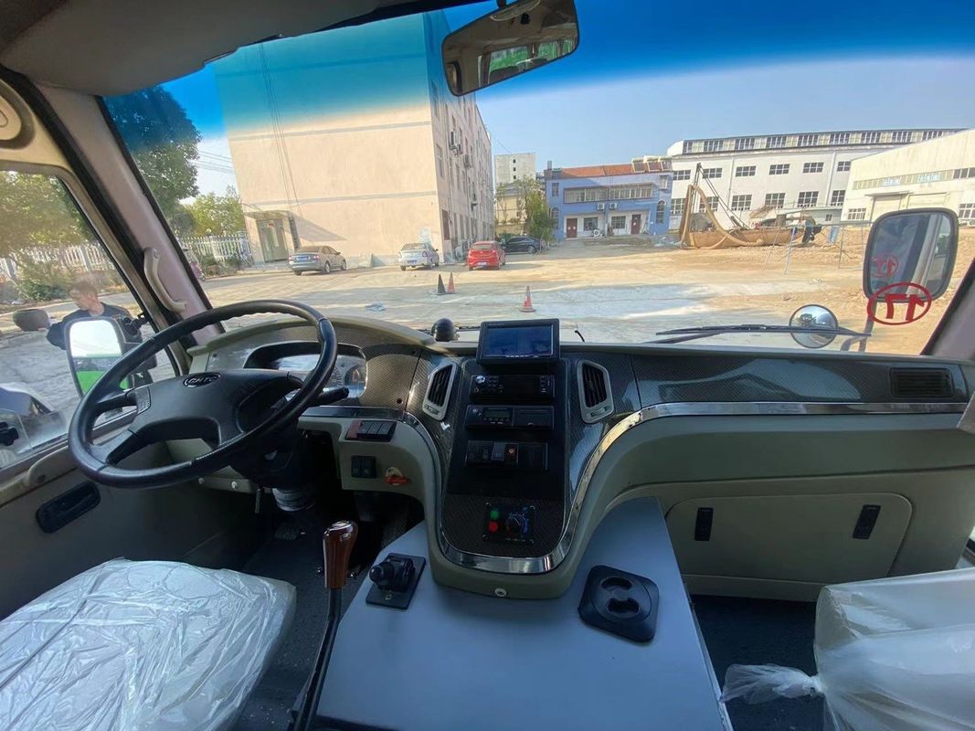 30 θέσεις 4*2 Toyota Coaster Bus G.V.W 7400kg Χρησιμοποιείται για τη μεταφορά επιβατών
