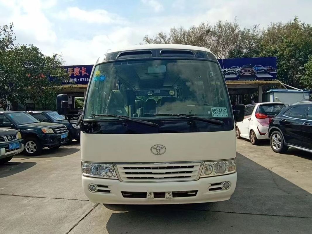 Απαιτήσεις του πελάτη 30 θέσεις Toyota Coaster Βαν Αριστερό χειροκίνητο Τουριστικό λεωφορείο πολυτελείας