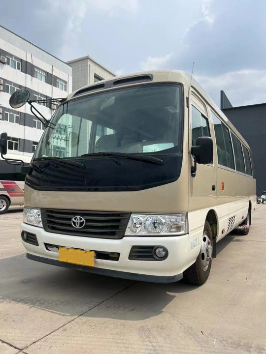 Euro 3 Έκδοση Πρότυπο Deisel καυσίμου Toyota Coaster λεωφορείο με χρησιμοποιημένες 30 θέσεις 25 θέσεις