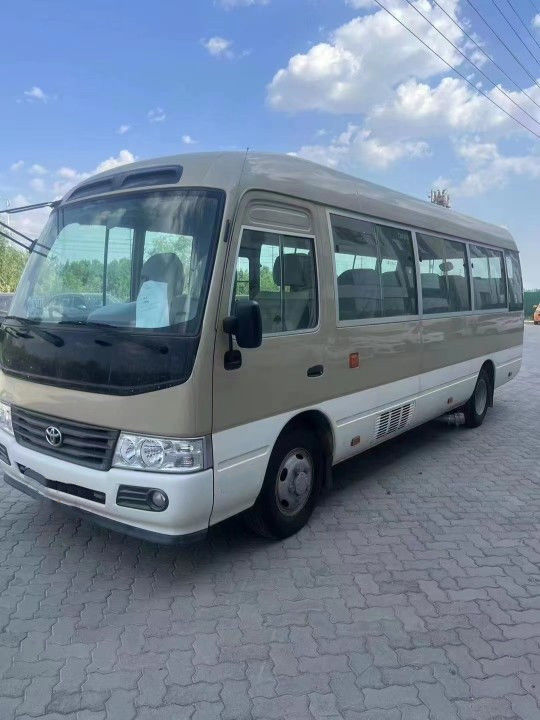 Euro 3 Έκδοση Πρότυπο Deisel καυσίμου Toyota Coaster λεωφορείο με χρησιμοποιημένες 30 θέσεις 25 θέσεις