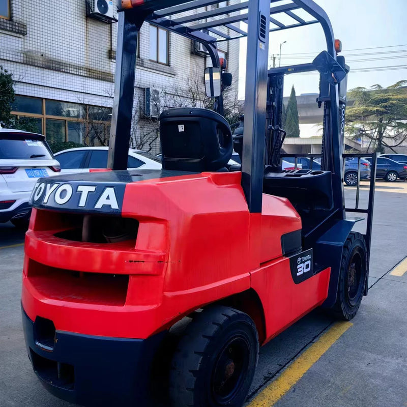 3 τόνων ντίζελ Toyota ανελκυστήρας Min. Υψόμετρο ανύψωσης 3m Βάρος KG 3000 kg Εύκολο στη λειτουργία
