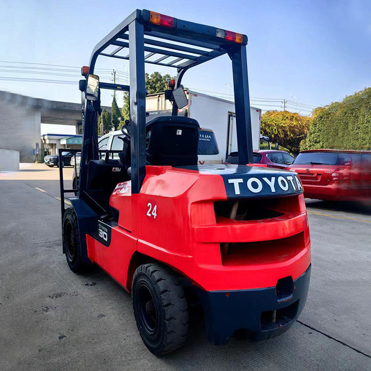 3 τόνων ντίζελ Toyota ανελκυστήρας Min. Υψόμετρο ανύψωσης 3m Βάρος KG 3000 kg Εύκολο στη λειτουργία