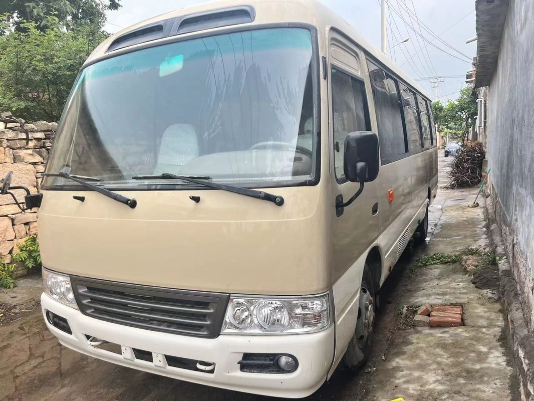 Πρότυπο εκπομπών Euro 3 Χρησιμοποιημένο λεωφορείο Toyota Coaster 30 θέσεων με χωρητικότητα κινητήρα 4L