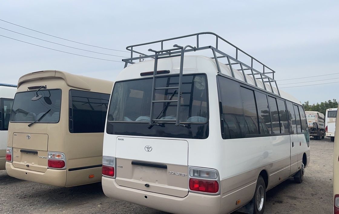 Χρησιμοποιημένο λεωφορείο Toyota 30 θέσεων επιβατικό λεωφορείο μεταφοράς μεταφοράς μεταφοράς μεταφοράς μεταφοράς μεταφοράς