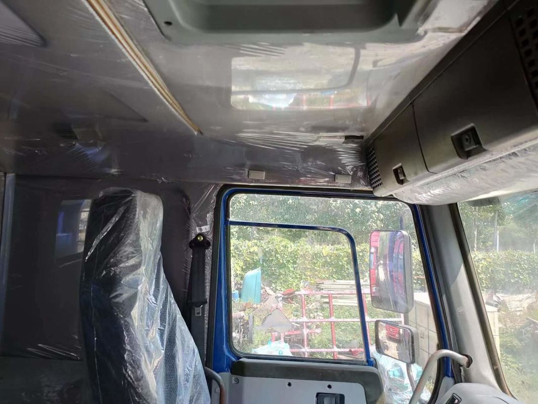 7300*2300*1500 Χρησιμοποιούμενη δεξαμενή φορτίου HOWO 8X4 βαρύ φορτηγό απορριμμάτων RHD