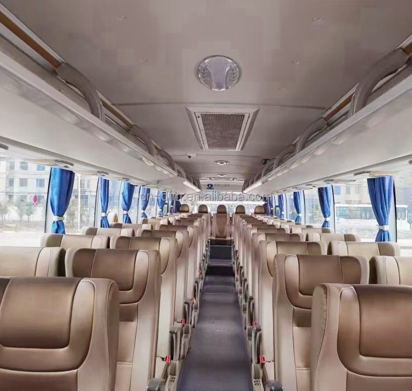 Το λεωφορείο 12 μέτρων RHD Youtong Coach ανακαινίστηκε με το πρότυπο εκπομπών Euro 3 για ασφαλή ταξίδια