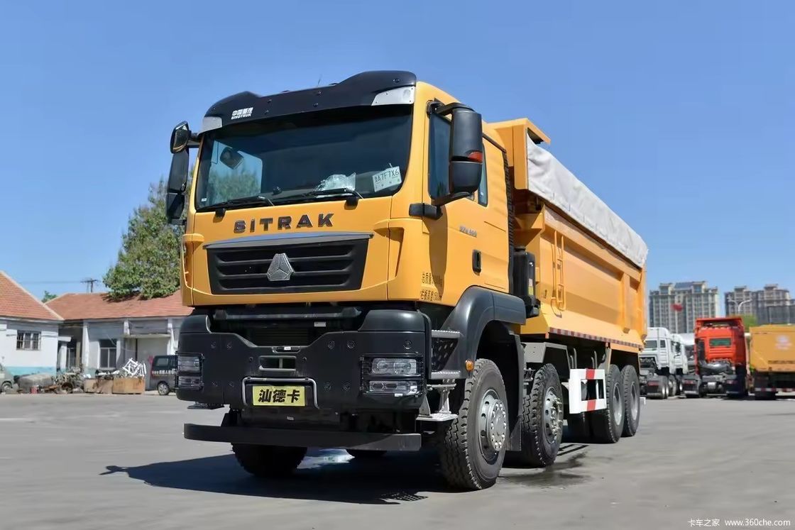 SINOTRUCK 400HP 8*4 βαρύ φορτηγό με 2 επιβάτες και πίσω κάμερα 360°