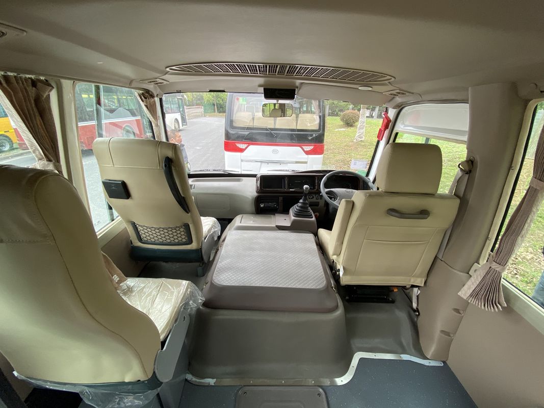 30 θέσεις LHD/RHD Toyota Coaster Bus με πολυτελείς ανέσεις και τύπο καυσίμου ντίζελ