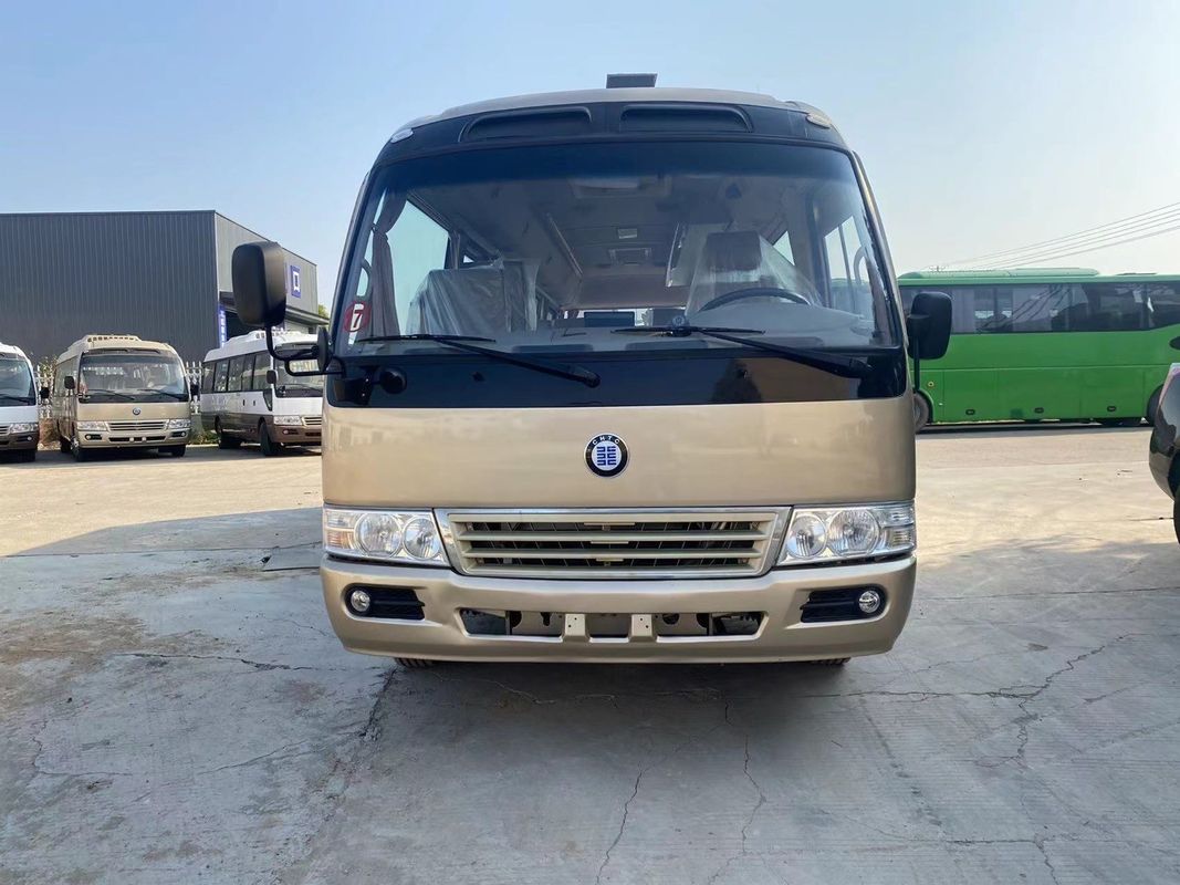 30 θέσεις Toyota Coaster με πρότυπο εκπομπών Euro 3 και χωρητικότητα κινητήρα 4L
