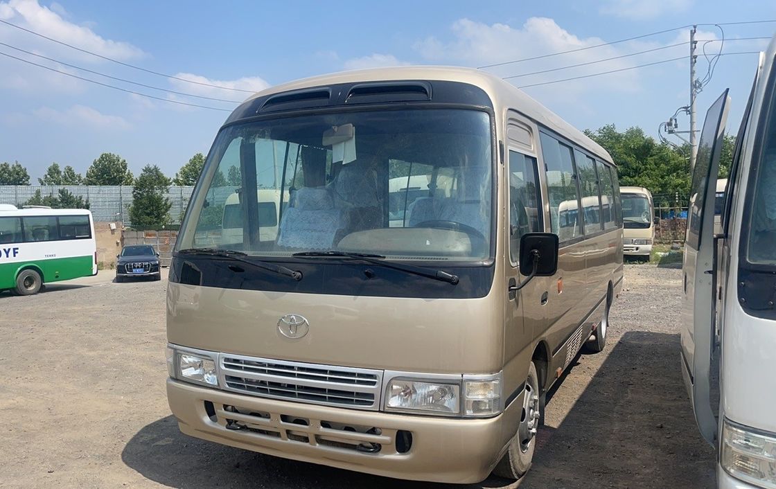 Χρησιμοποιούμενο λεωφορείο Toyota Coaster LHD RHD 30 θέσεων Μίνι λεωφορείο βενζίνης Euro 3 πρότυπο εκπομπών