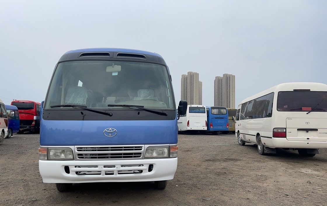Χρησιμοποιημένο πρωτότυπο λεωφορείο Toyota Coaster LHD 30 θέσεις