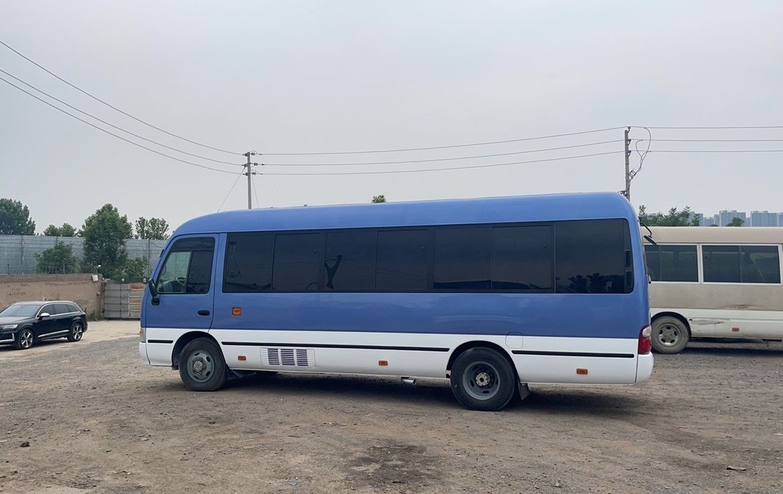 Χρησιμοποιημένο πρωτότυπο λεωφορείο Toyota Coaster LHD 30 θέσεις