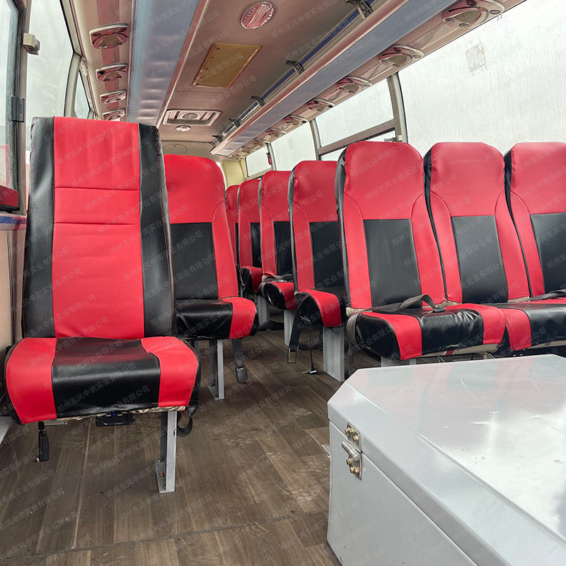 Αριστερός οδηγός 57 θέσεις Χρησιμοποιούμενα λεωφορεία Κινέζικα προσαρμοσμένα λεωφορεία λεωφορείο με ελαστικά 11R22.5