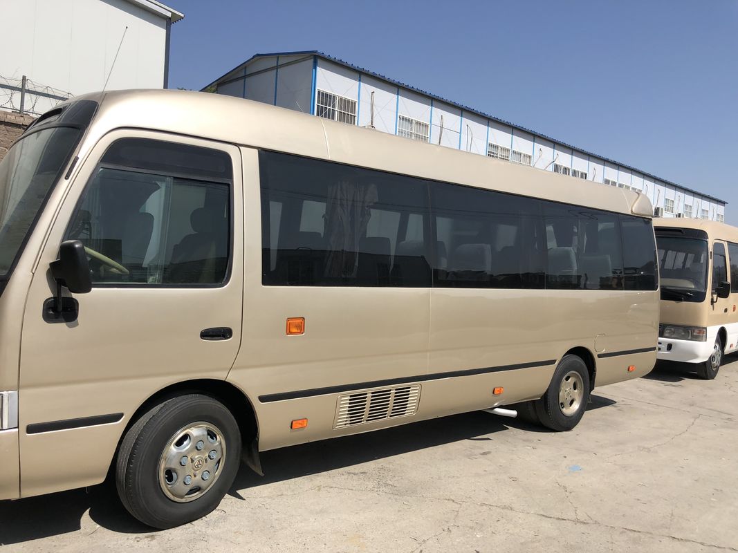 Το λεωφορείο Toyota Coaster 2018 30 θέσεις Χρησιμοποιείται με κινητήρα βενζίνης και ντίζελ M156 μεταφοράς
