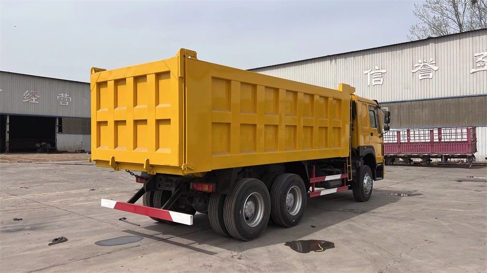 6X4 τροχιά κίνηση SINOTRUK Howo Ορυχεία 20 τόνους 25 τόνους 371hp Τροχαίο τύπας Χρησιμοποιημένο φορτηγό σκουπιδιών